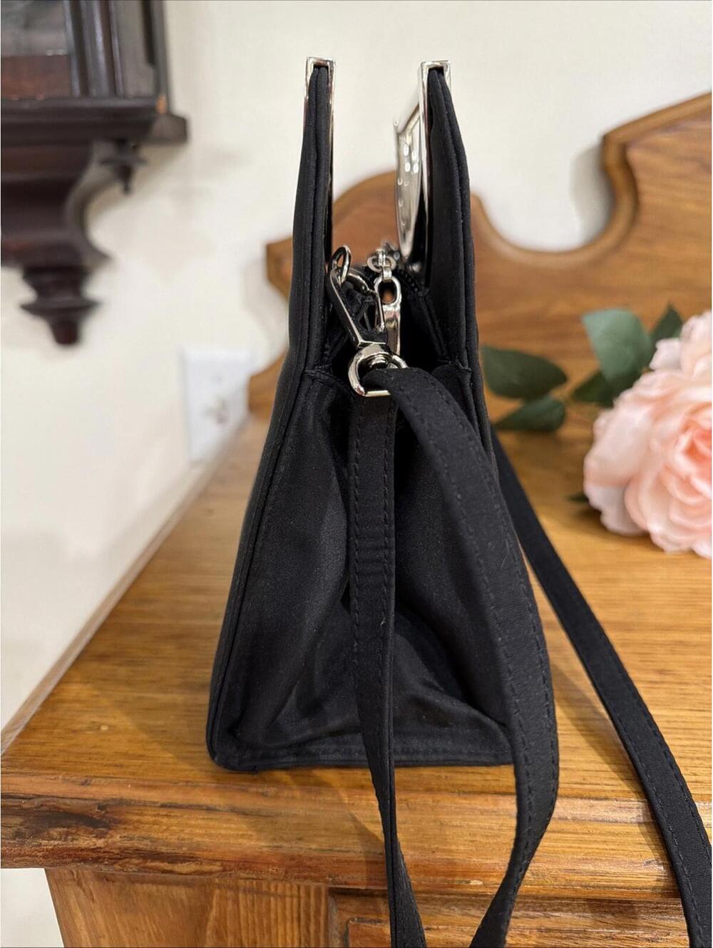 Vintage Classic Kate Spade Black Nylon Handbag Purse Cross Body Silver Handles - Picture 4 of 9